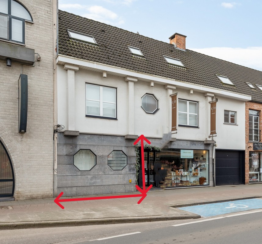Praktijk/kantoor/atelier/handelsruimte in het centrum van Westmalle